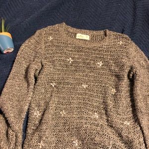 HOLLISTER GREY SWEATER